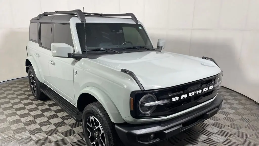 Preowned 2024 Ford Bronco Outer Banks for Sale