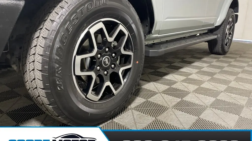 2024 Ford Bronco Outer Banks