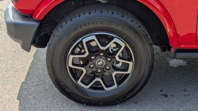 2024 Ford Bronco Outer Banks