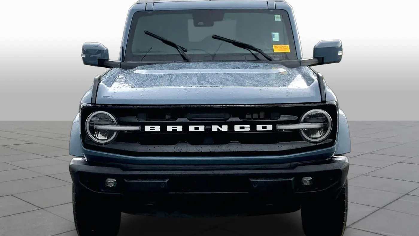 2024 Ford Bronco Outer Banks