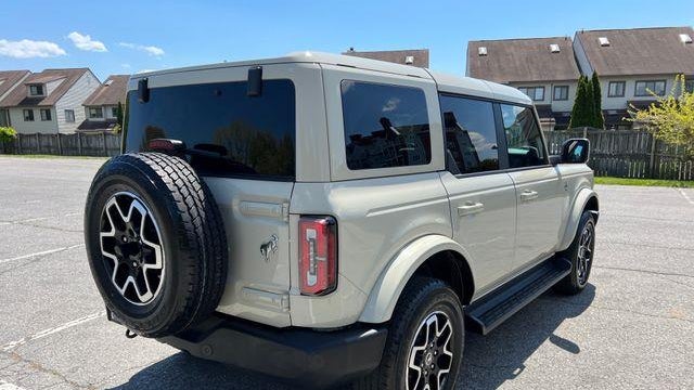 2025 Ford Bronco Outer Banks