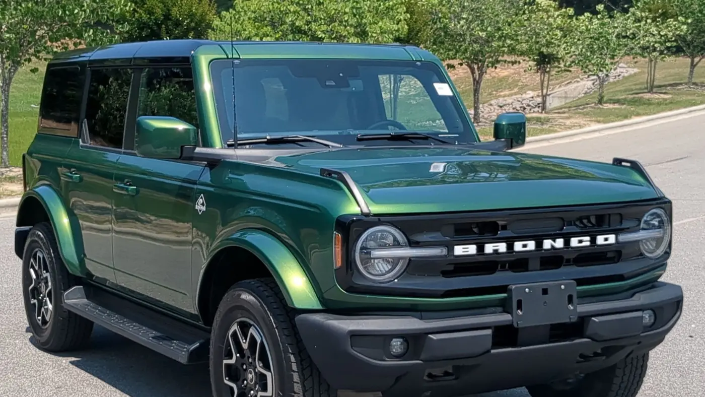 2025 Ford Bronco Outer Banks