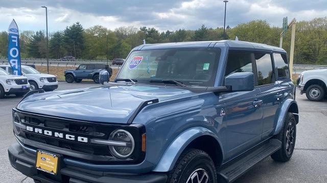 2025 Ford Bronco Outer Banks