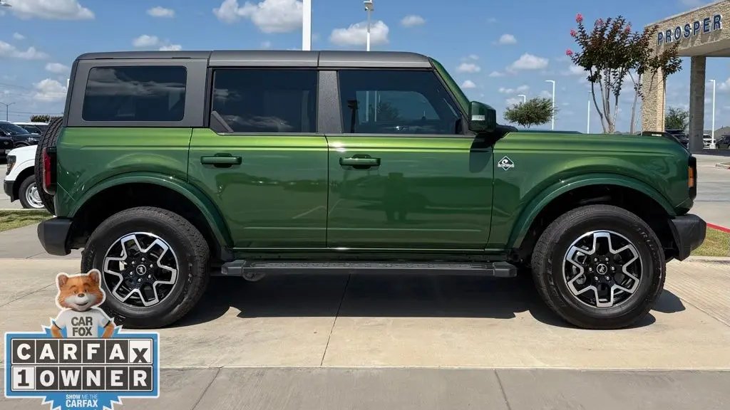2024 Ford Bronco Outer Banks