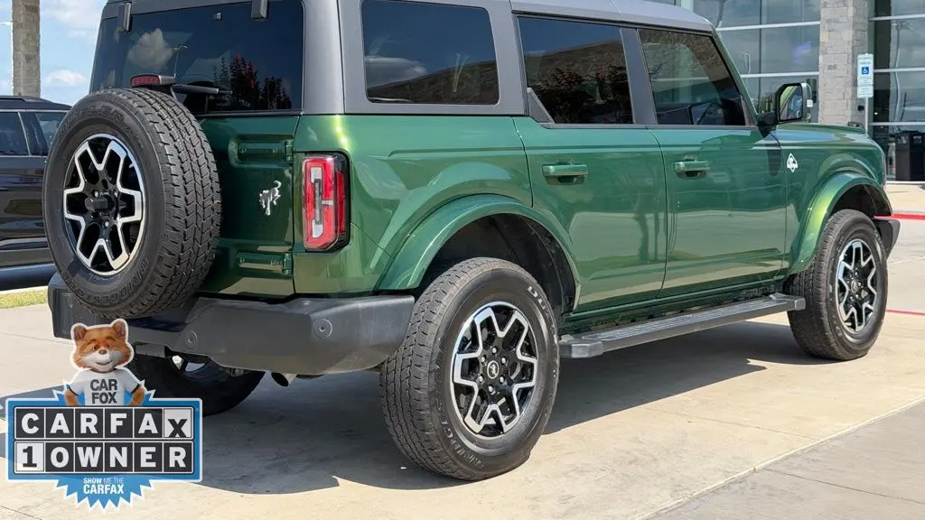 2024 Ford Bronco Outer Banks
