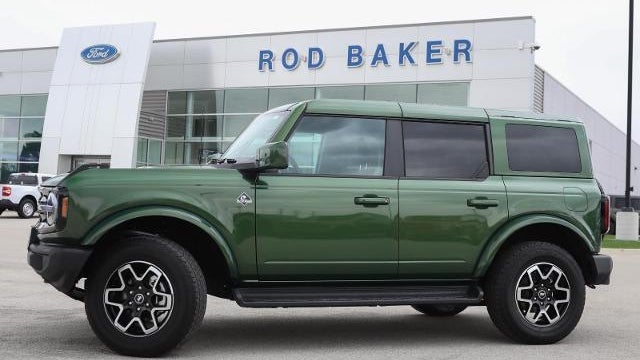 2025 Ford Bronco Outer Banks