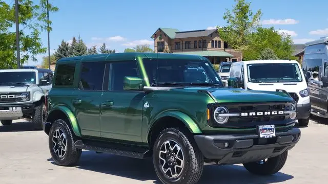 Preowned 2025 Ford Bronco Outer Banks for Sale