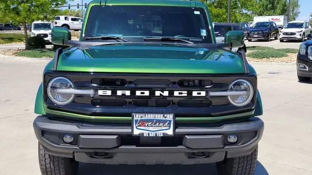 2025 Ford Bronco Outer Banks