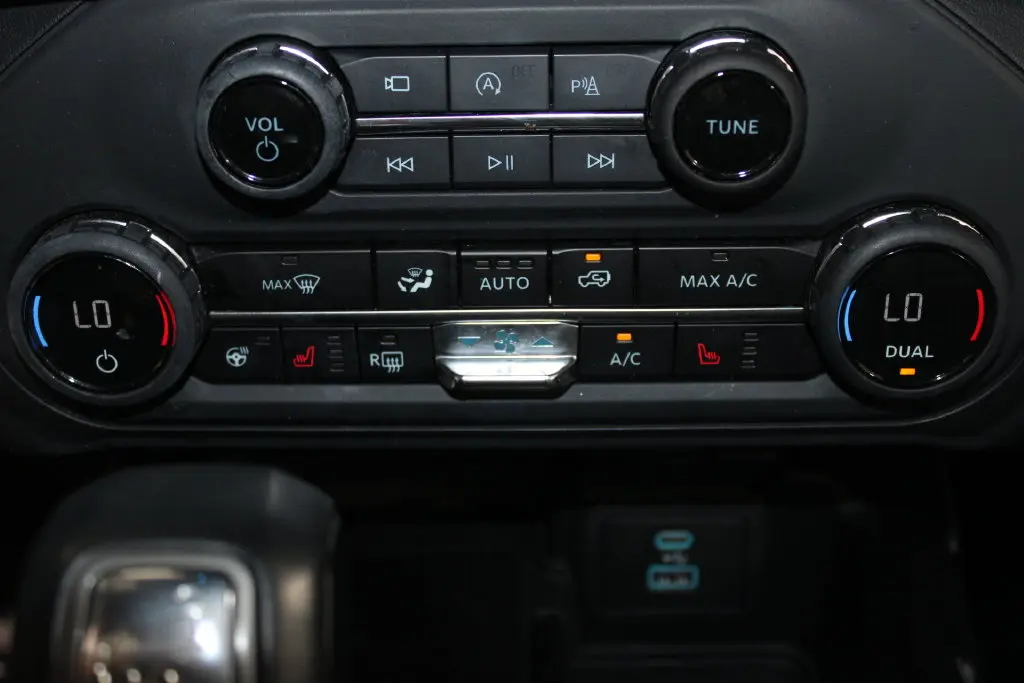 2025 Ford Bronco - $44,448