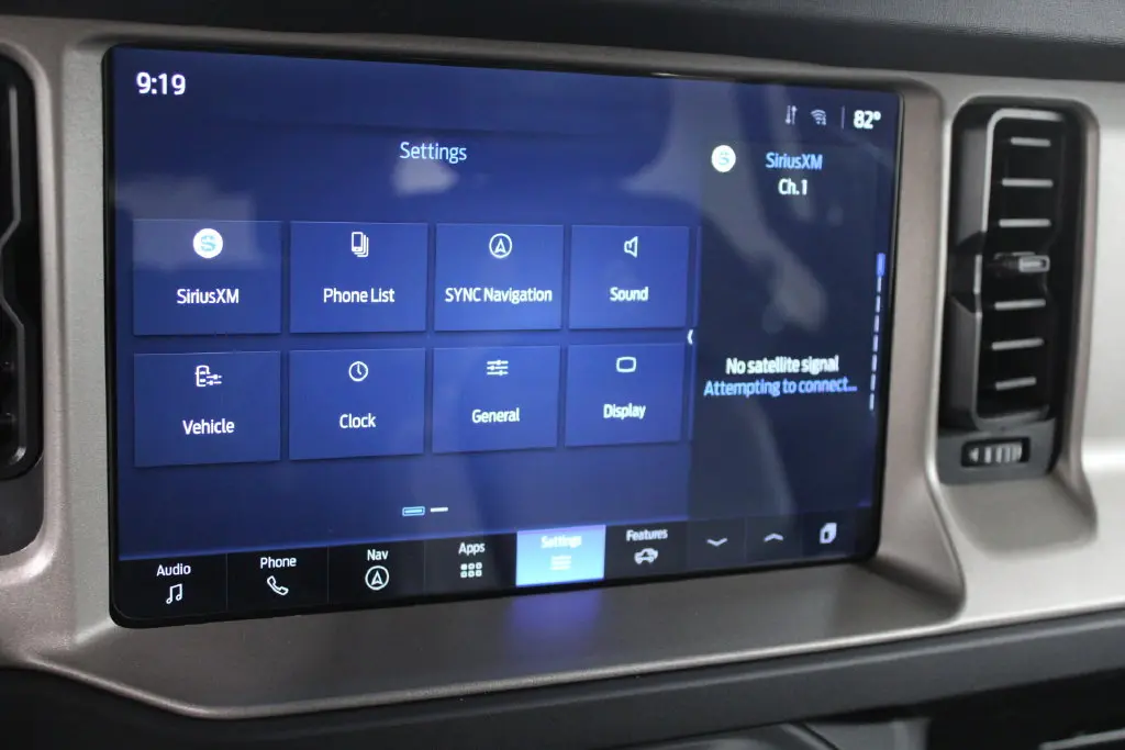 2025 Ford Bronco - $44,448
