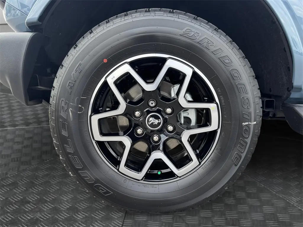 2025 Ford Bronco - $49,900