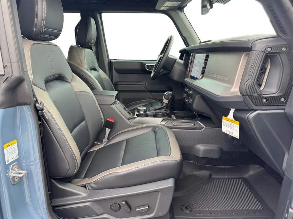 2025 Ford Bronco - $49,900