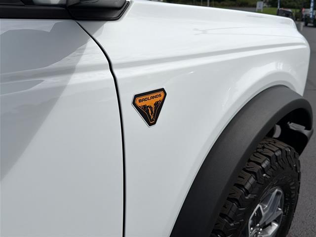 2025 Ford Bronco - $48,200