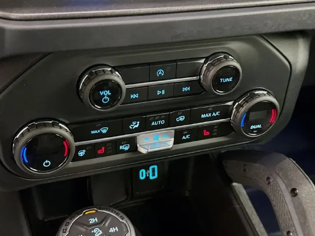 2025 Ford Bronco - $40,407