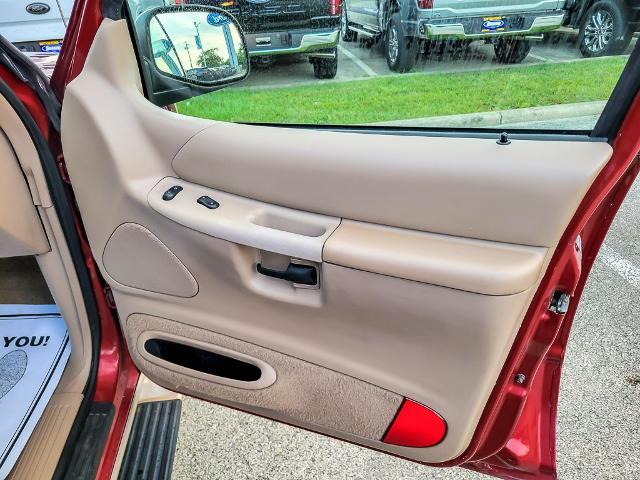 2000 Ford Explorer - $4,588