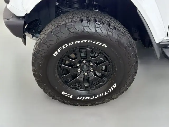 2024 Ford Bronco - $69,402