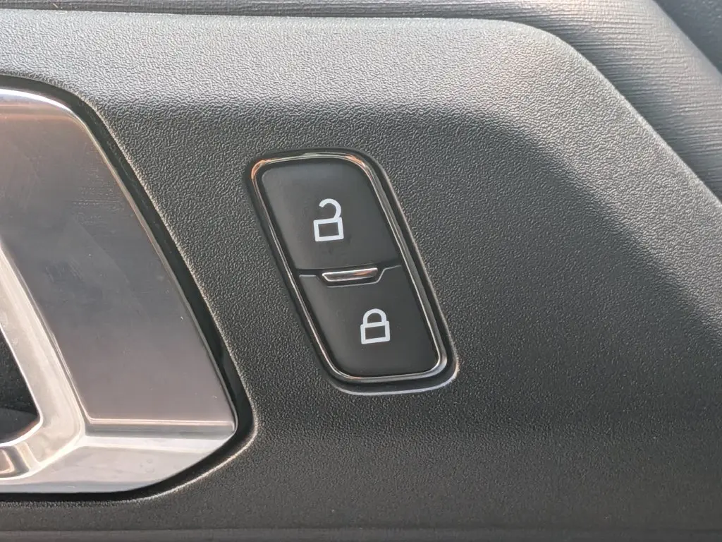 2025 Ford Bronco - $72,497