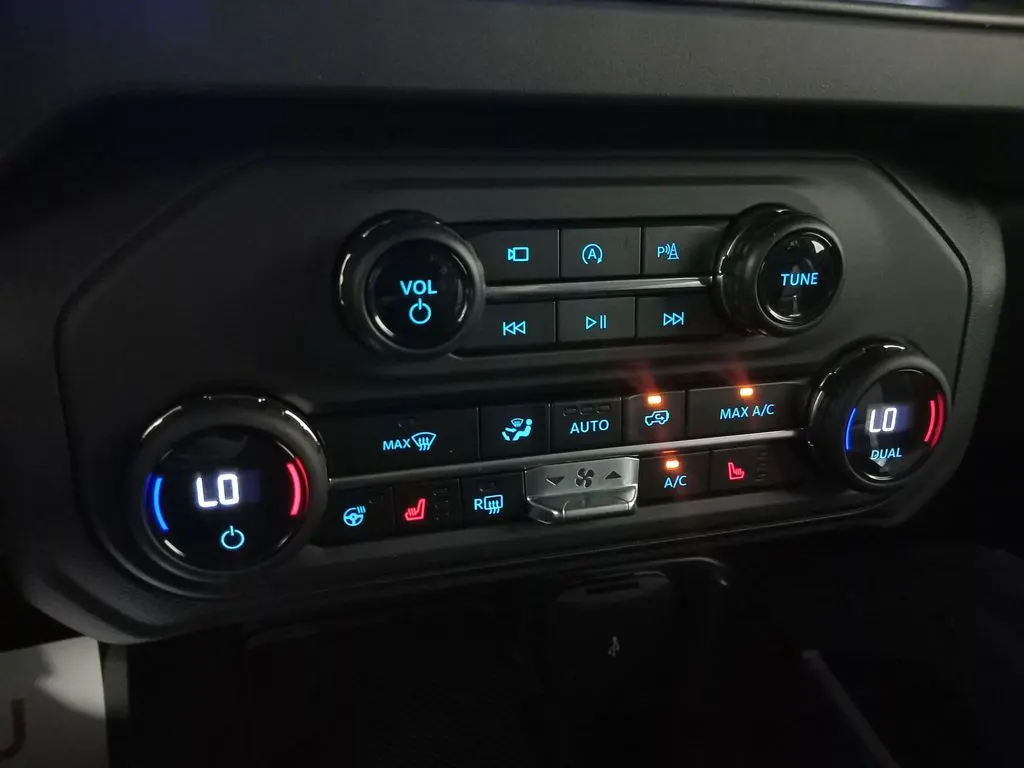 2025 Ford Bronco - $72,797