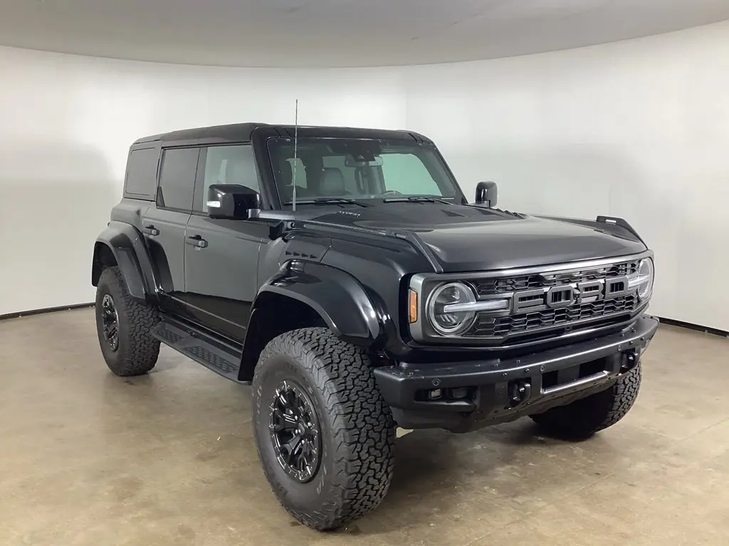 2025 Ford Bronco - $75,986