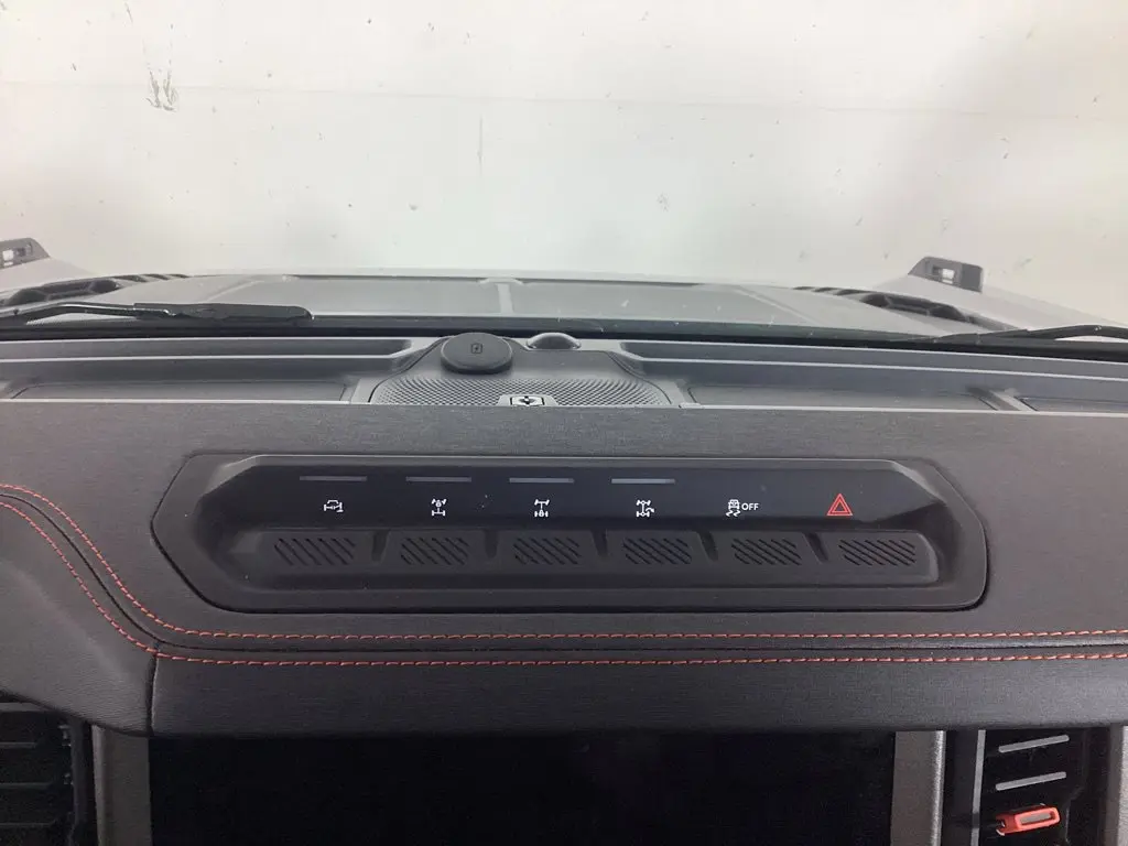 2025 Ford Bronco - $75,986