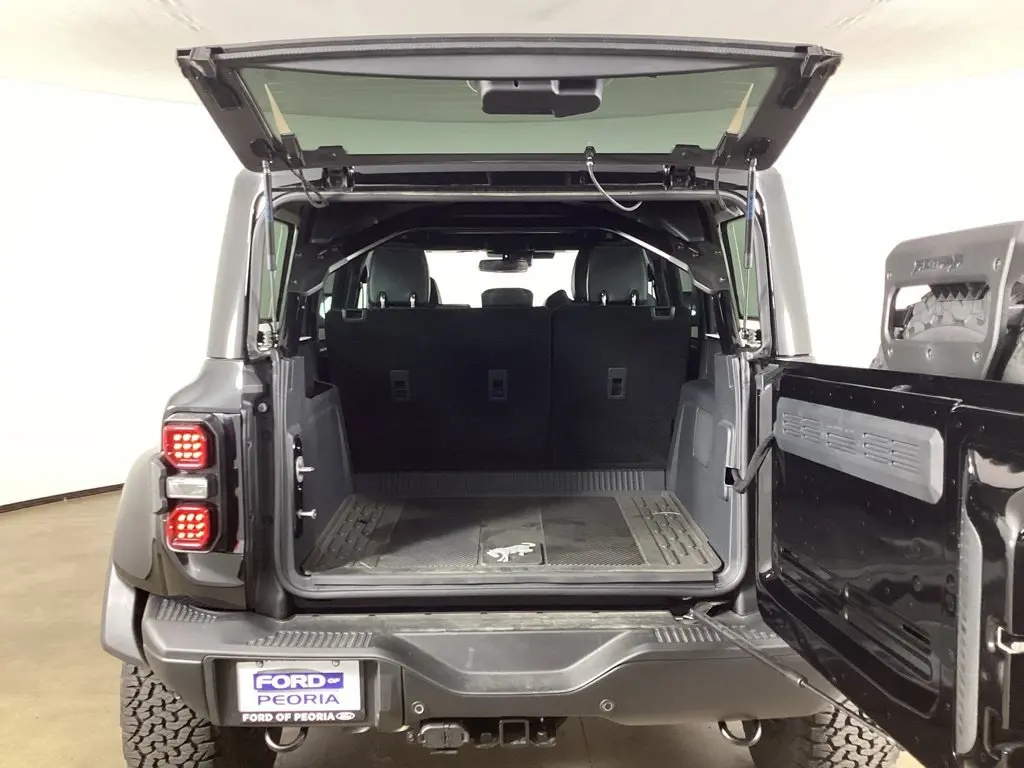 2025 Ford Bronco - $75,986