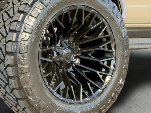 2025 Ford Bronco - $85,672