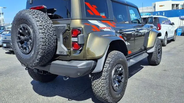 2025 Ford Bronco Raptor