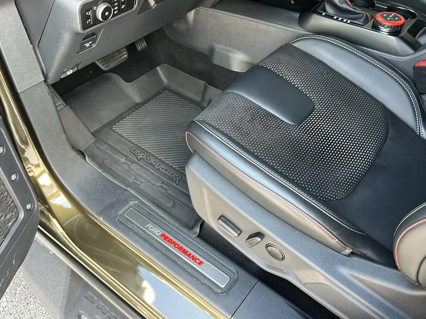 2025 Ford Bronco - $72,250