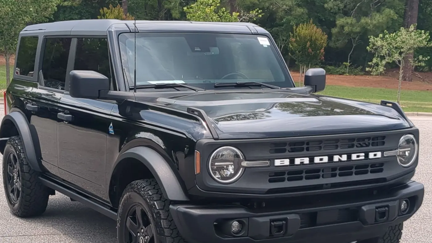 Preowned 2024 Ford Bronco Black Diamond for Sale