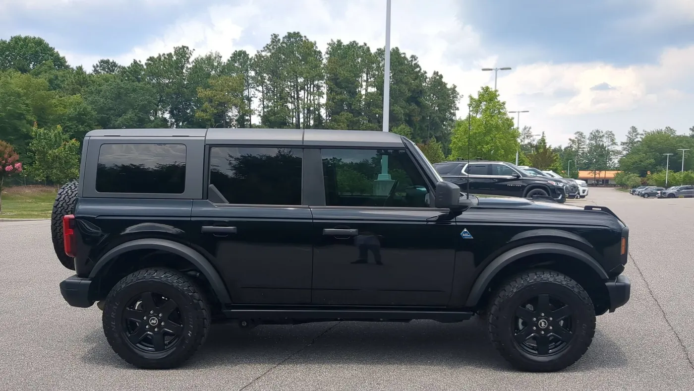 2024 Ford Bronco Black Diamond