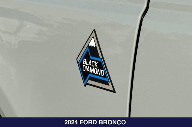 2024 Ford Bronco - $45,250