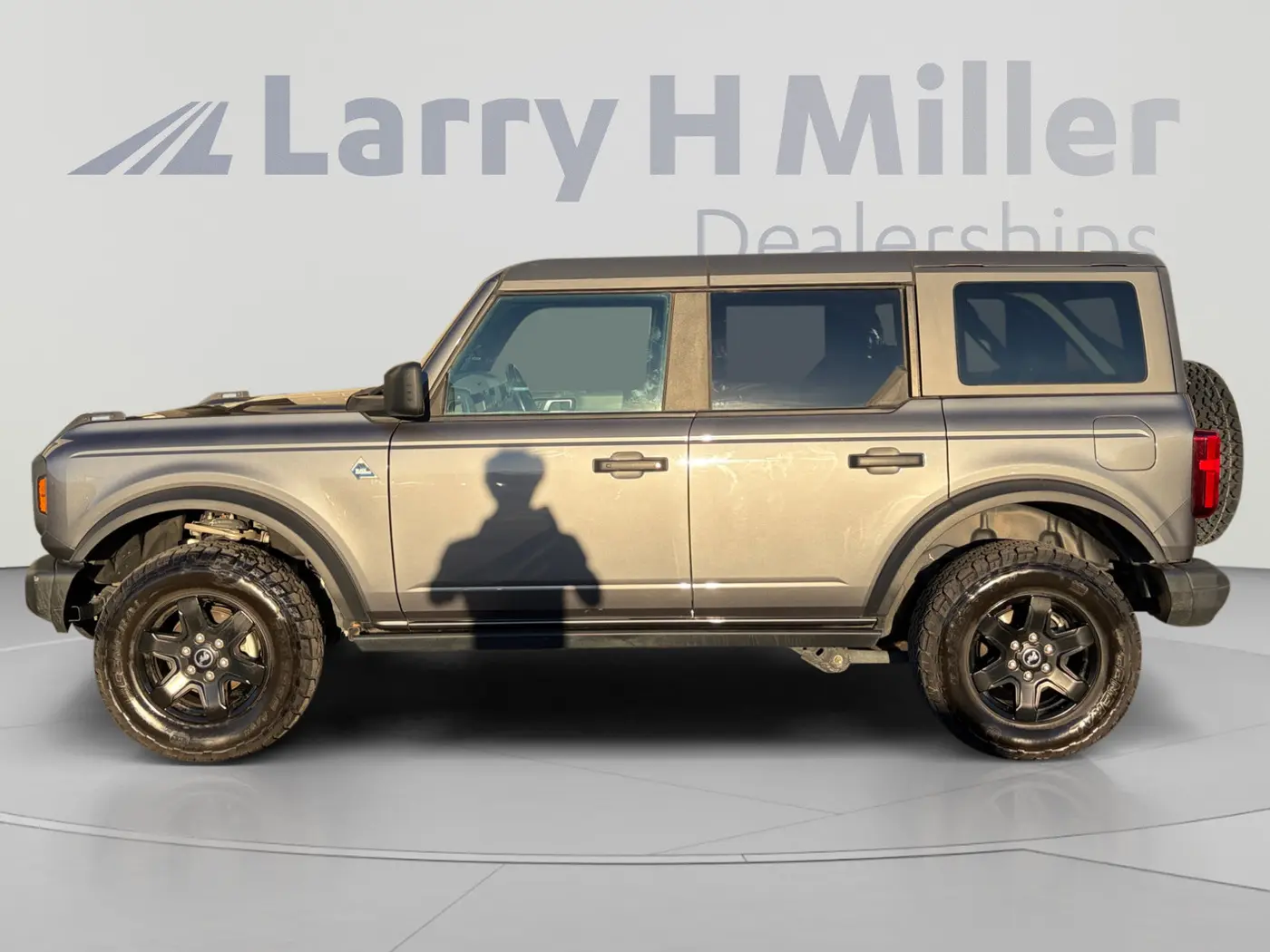2024 Ford Bronco - $43,860