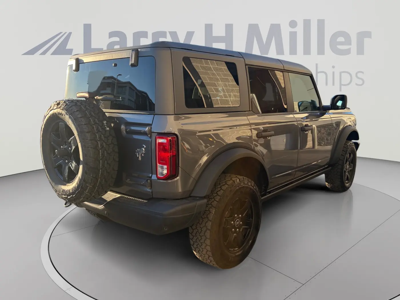 2024 Ford Bronco - $43,860