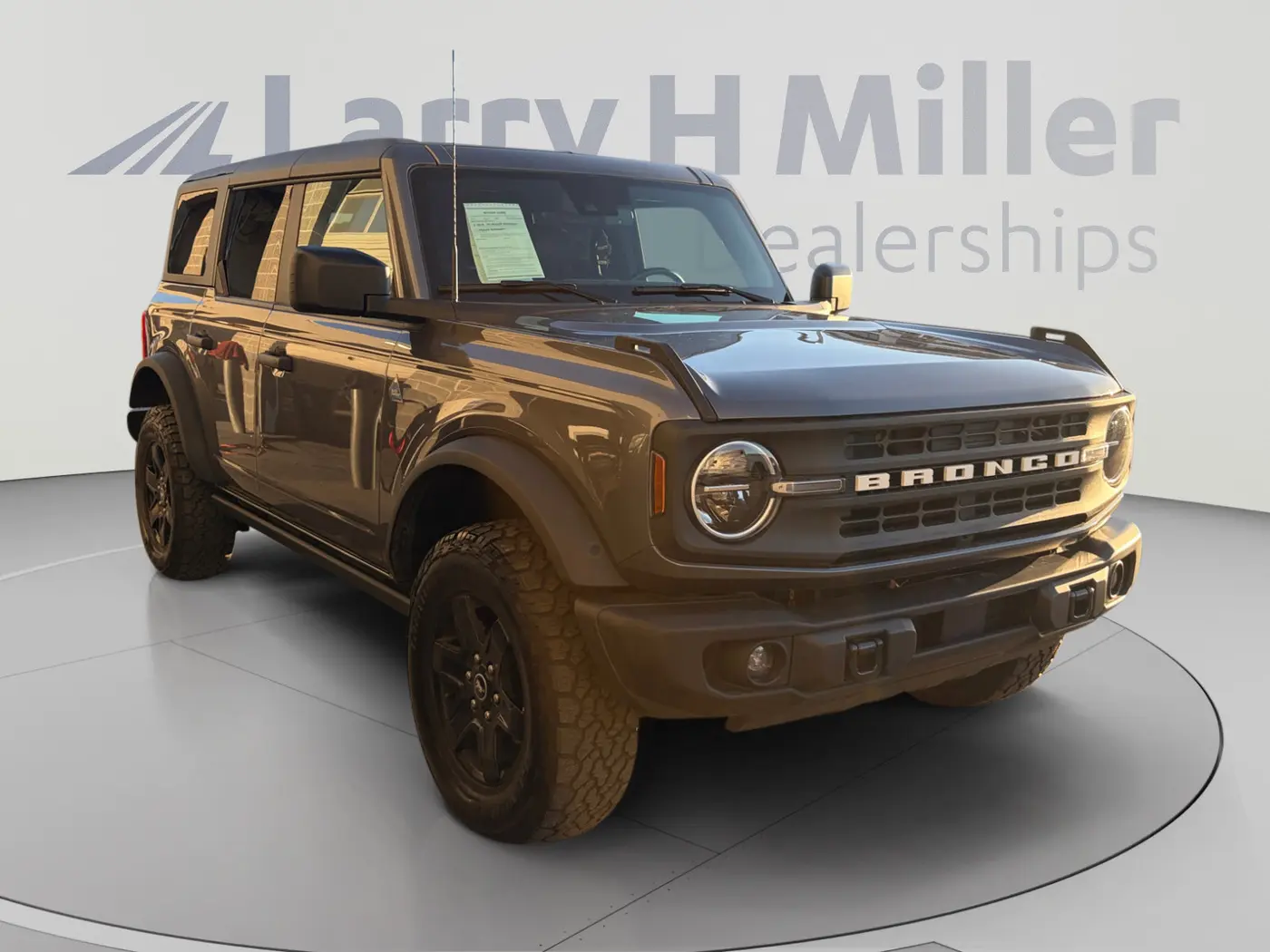 2024 Ford Bronco - $43,860