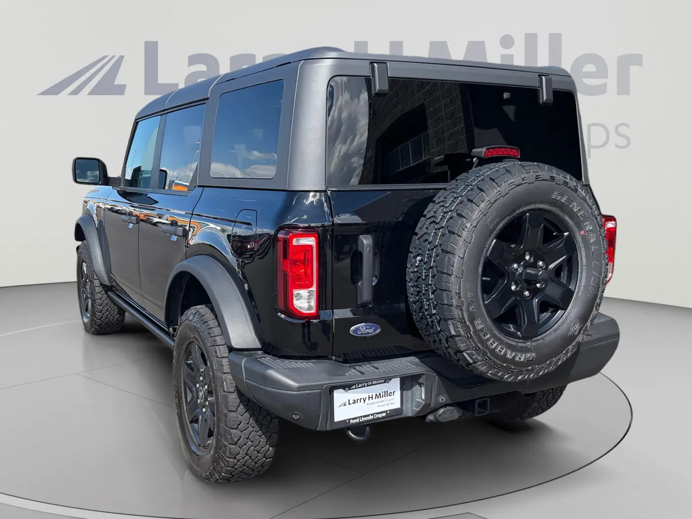 2024 Ford Bronco - $42,702