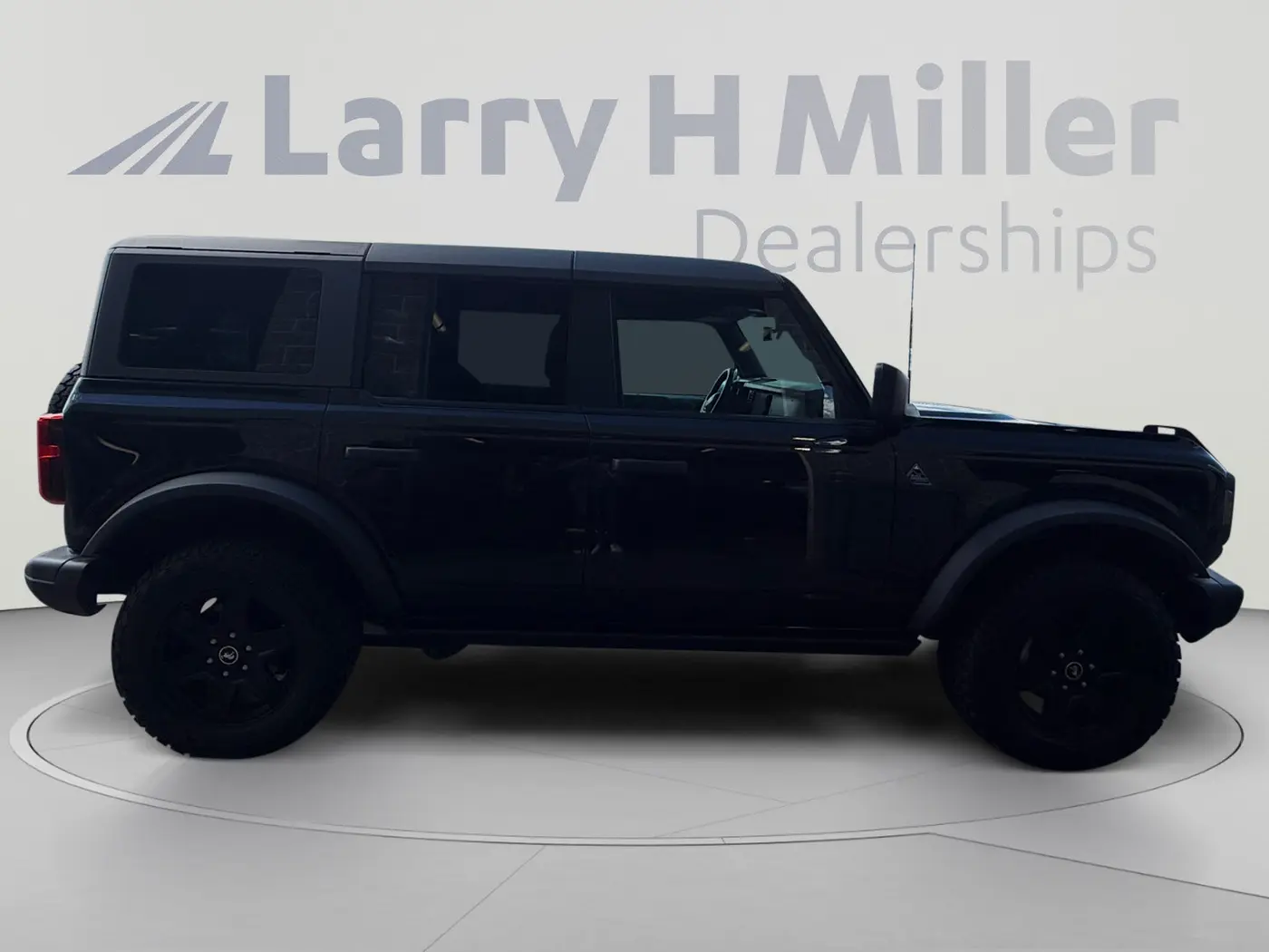 2024 Ford Bronco - $42,702