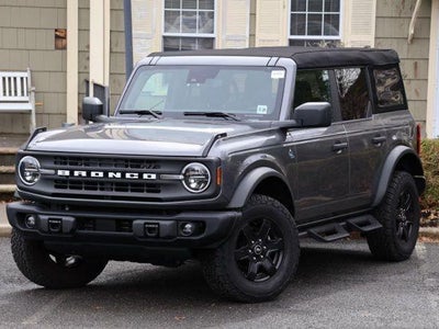 2024 Ford Bronco 4X4 Black Diamond 4DR SUV