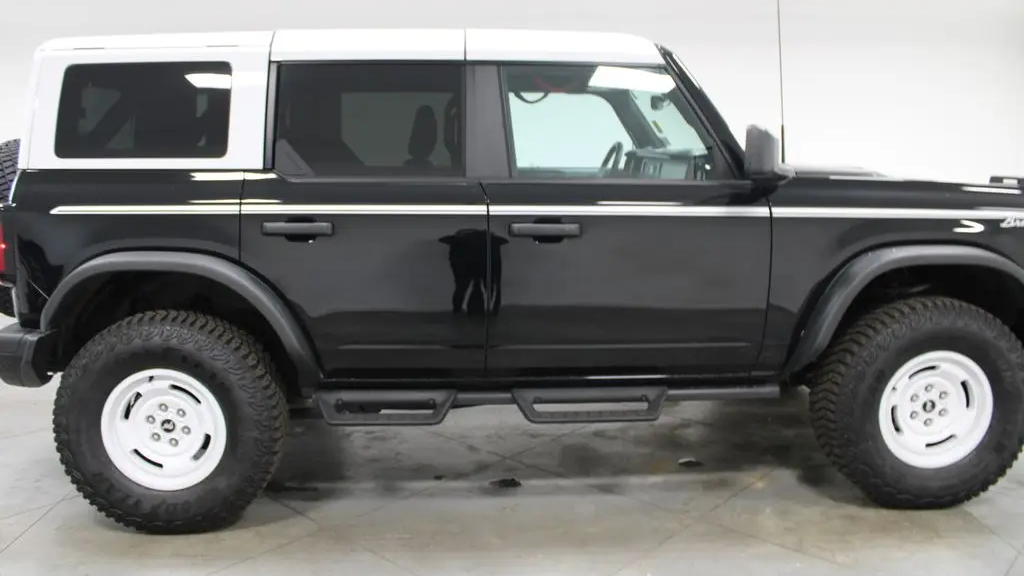 2023 Ford Bronco Heritage Edition