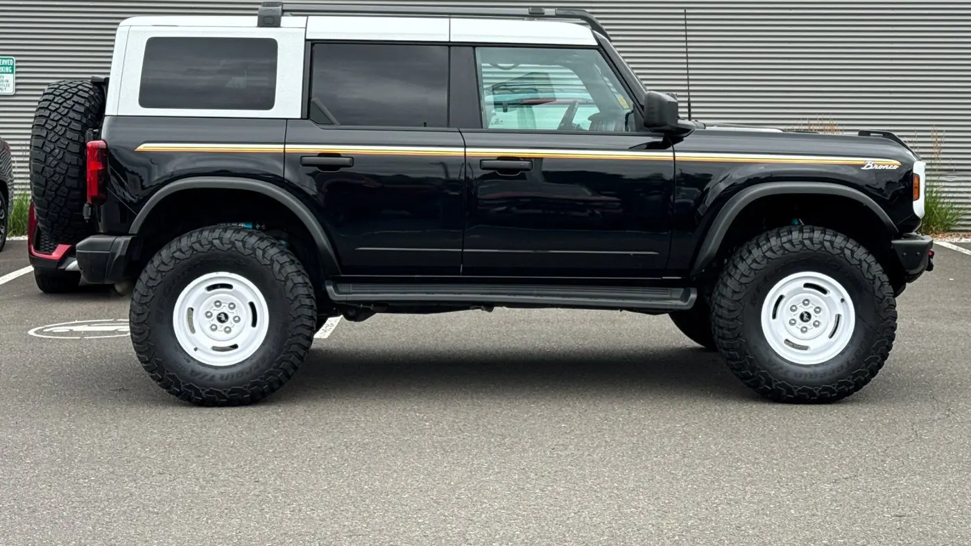 2025 Ford Bronco Heritage Edition