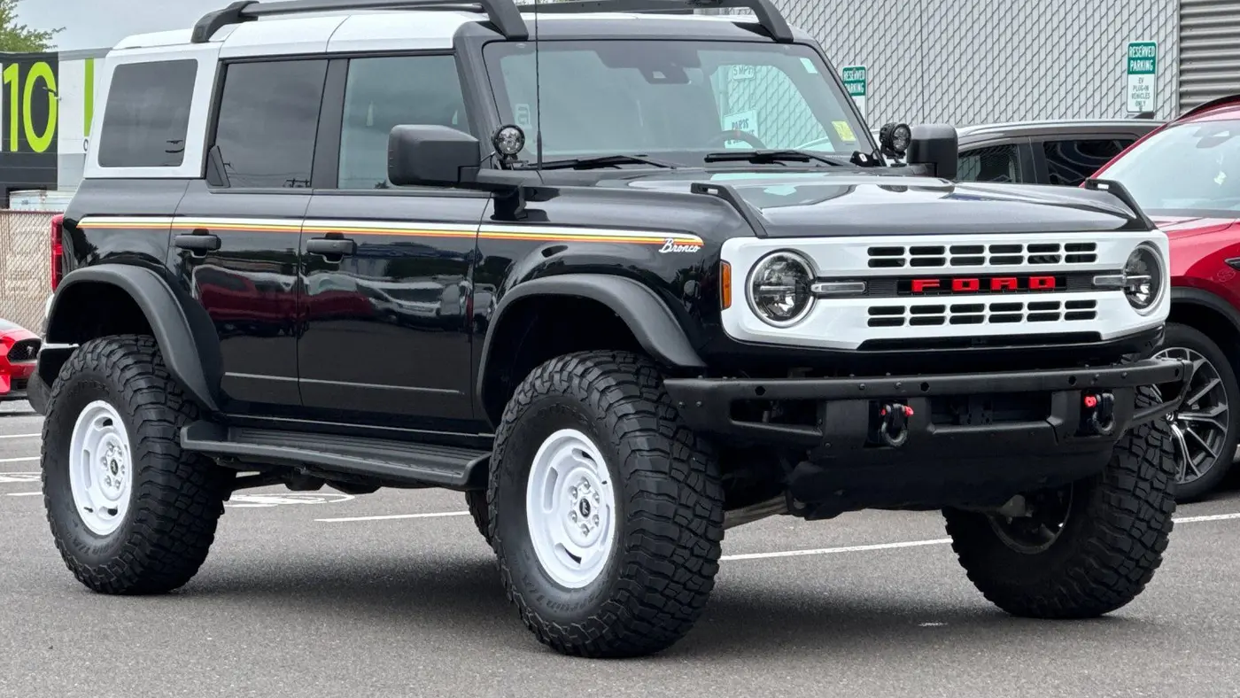 2025 Ford Bronco Heritage Edition