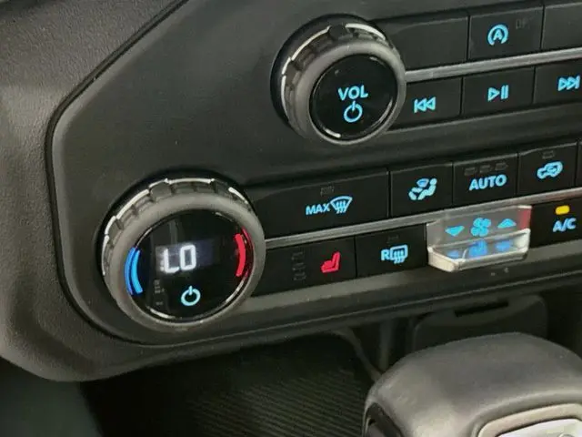 2025 Ford Bronco - $52,212