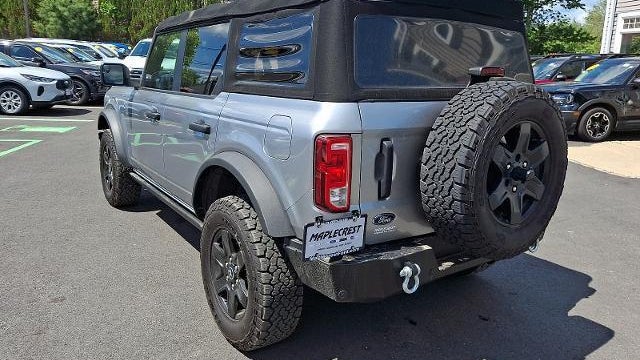 2021 Ford Bronco Base