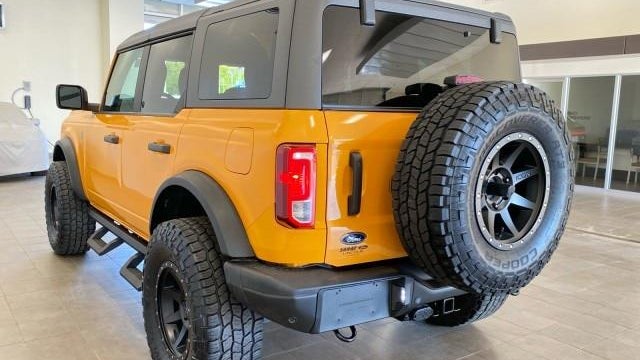 2021 Ford Bronco Base