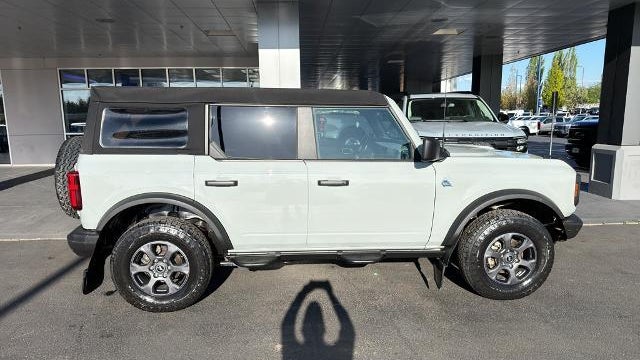 2021 Ford Bronco Base