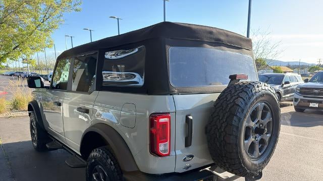 2021 Ford Bronco Base