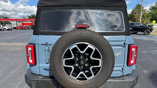 2023 Ford Bronco Base