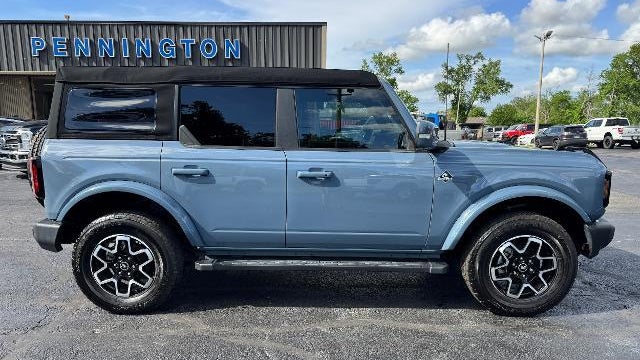 2023 Ford Bronco Base