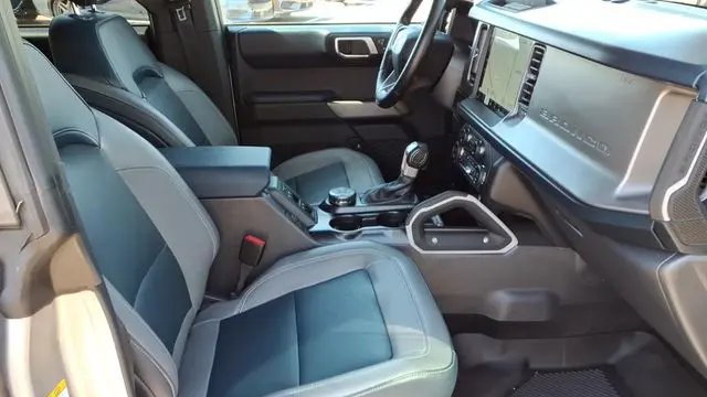 2021 Ford Bronco Base