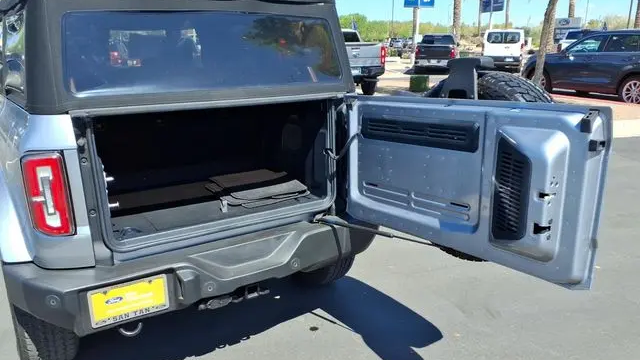 2021 Ford Bronco Base