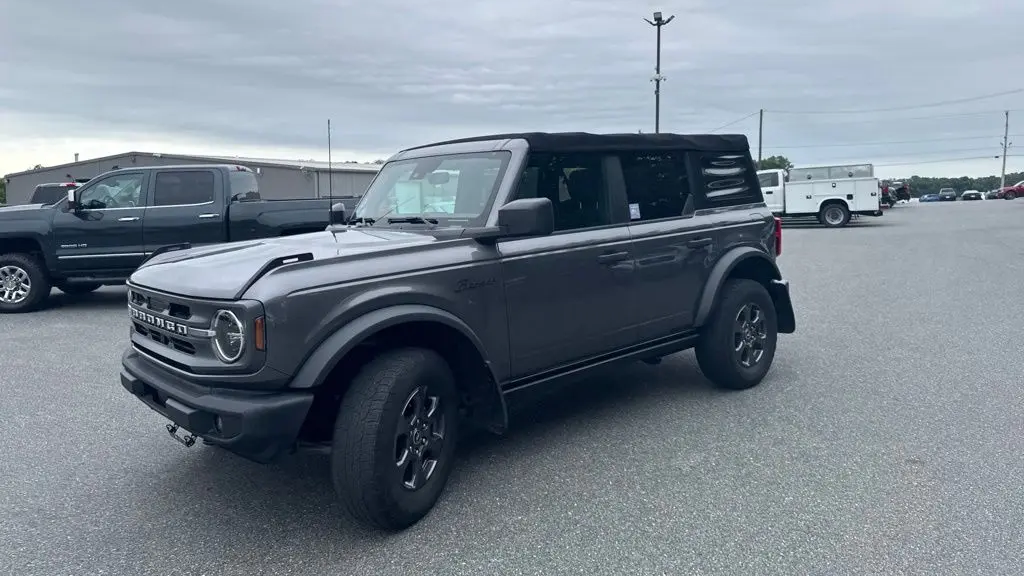 2021 Ford Bronco Base